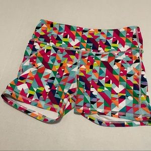 🛍Fabletics shorts | kids | girl | XS Multicolored Print.